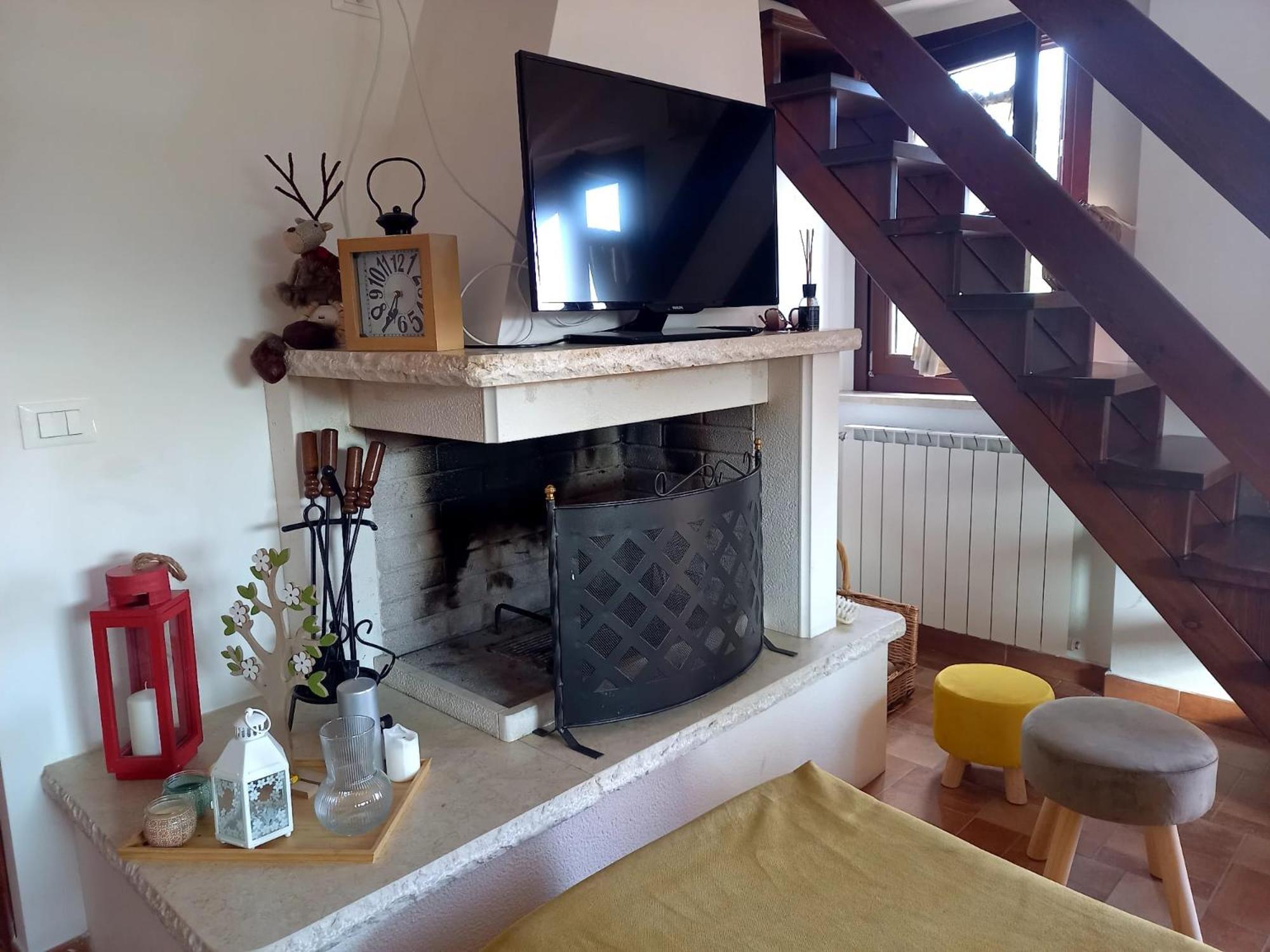 Apartamento Il Nido Castel Di Sangro Exterior foto